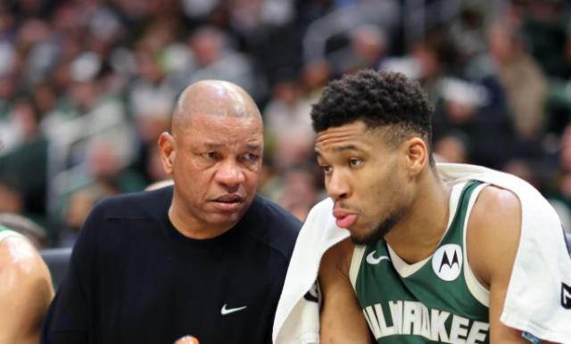 雄鹿冲出换帅磨合期！防守升级字母哥冲冠更有底气