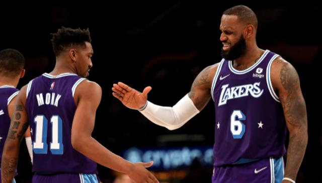 互相成就彼此救赎 蒙克：在湖人可以做最好的自己